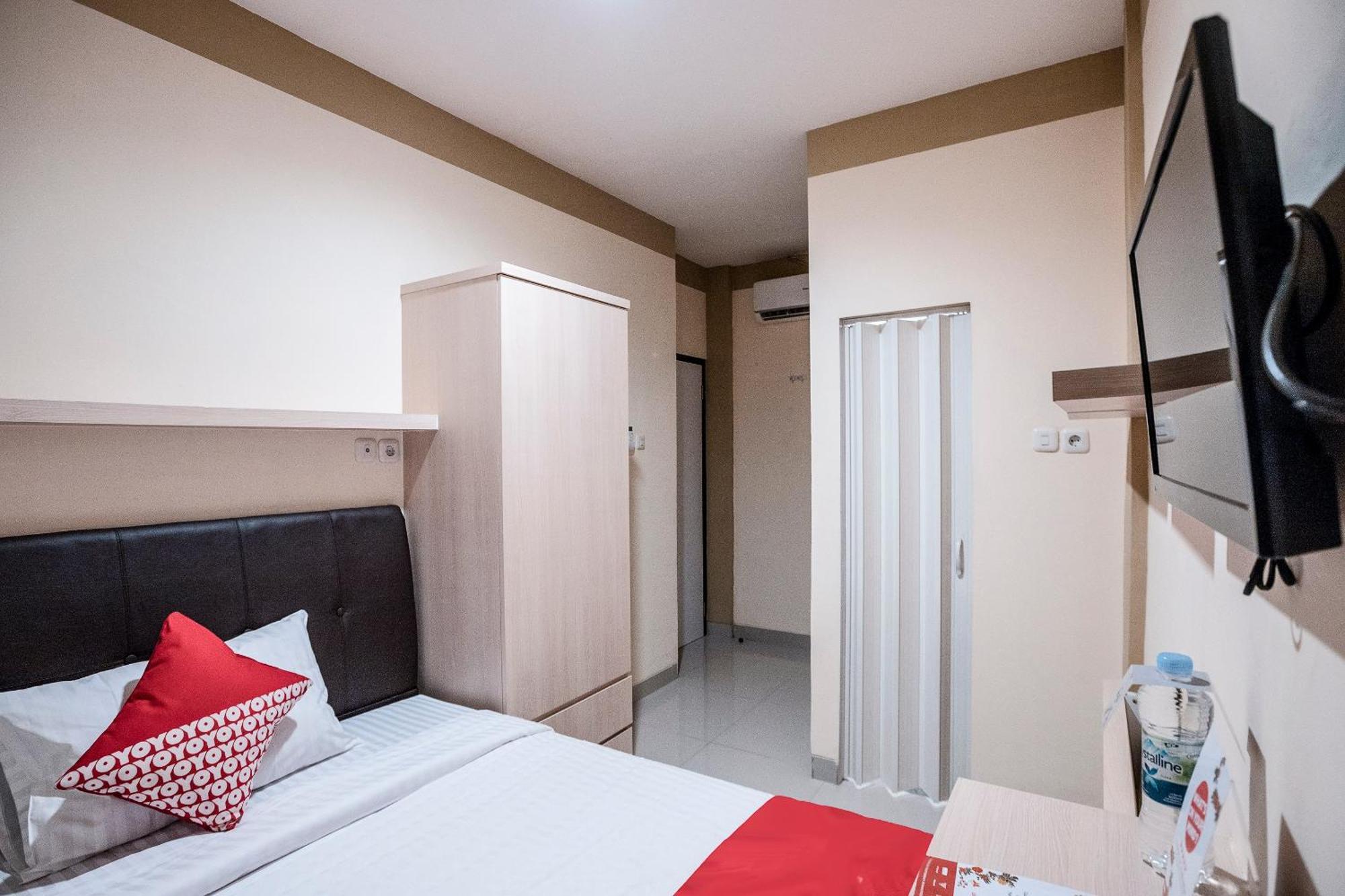 Oyo 478 Balcon Biru Hotel Jacarta Exterior foto