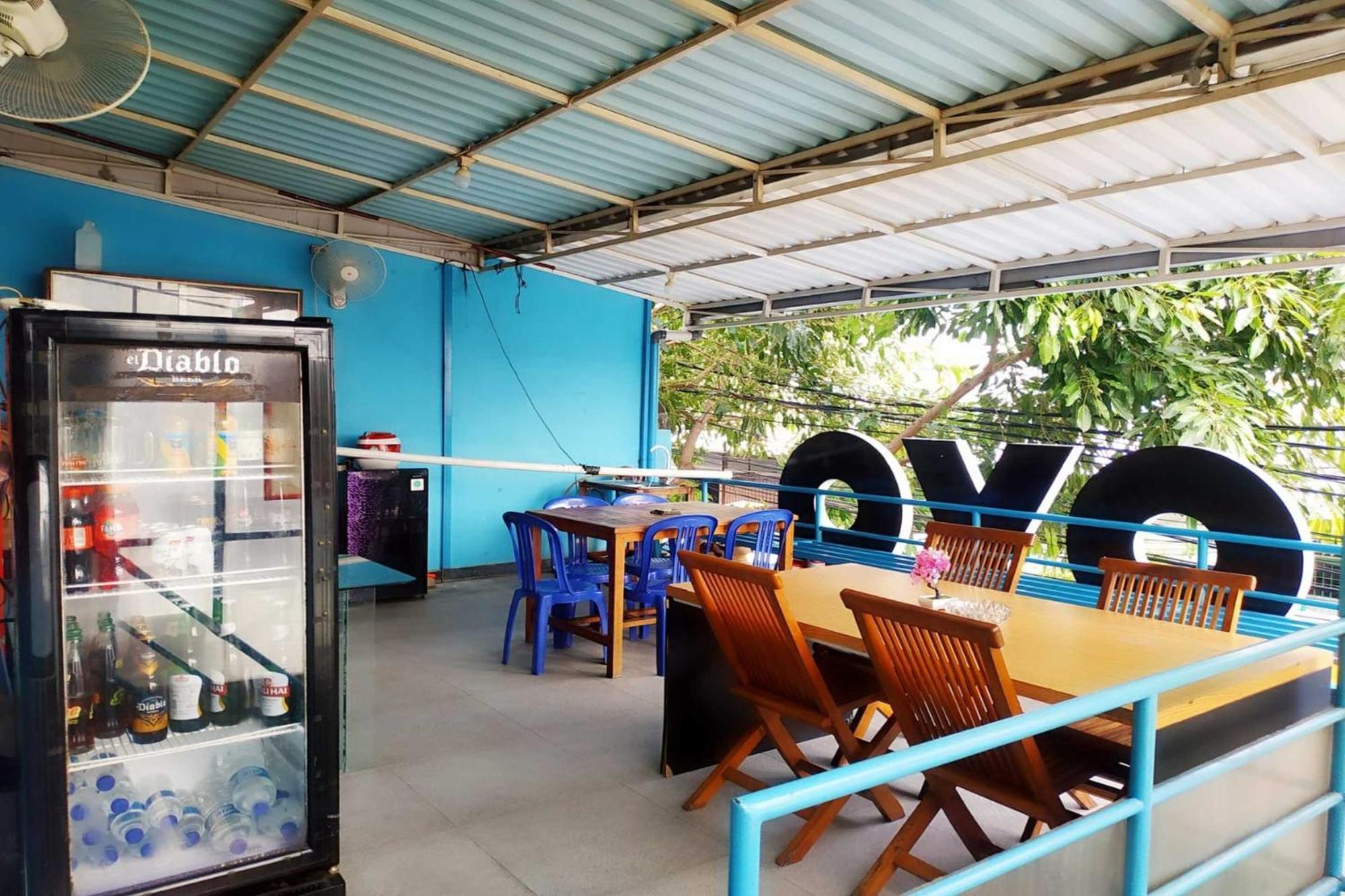 Oyo 478 Balcon Biru Hotel Jacarta Exterior foto
