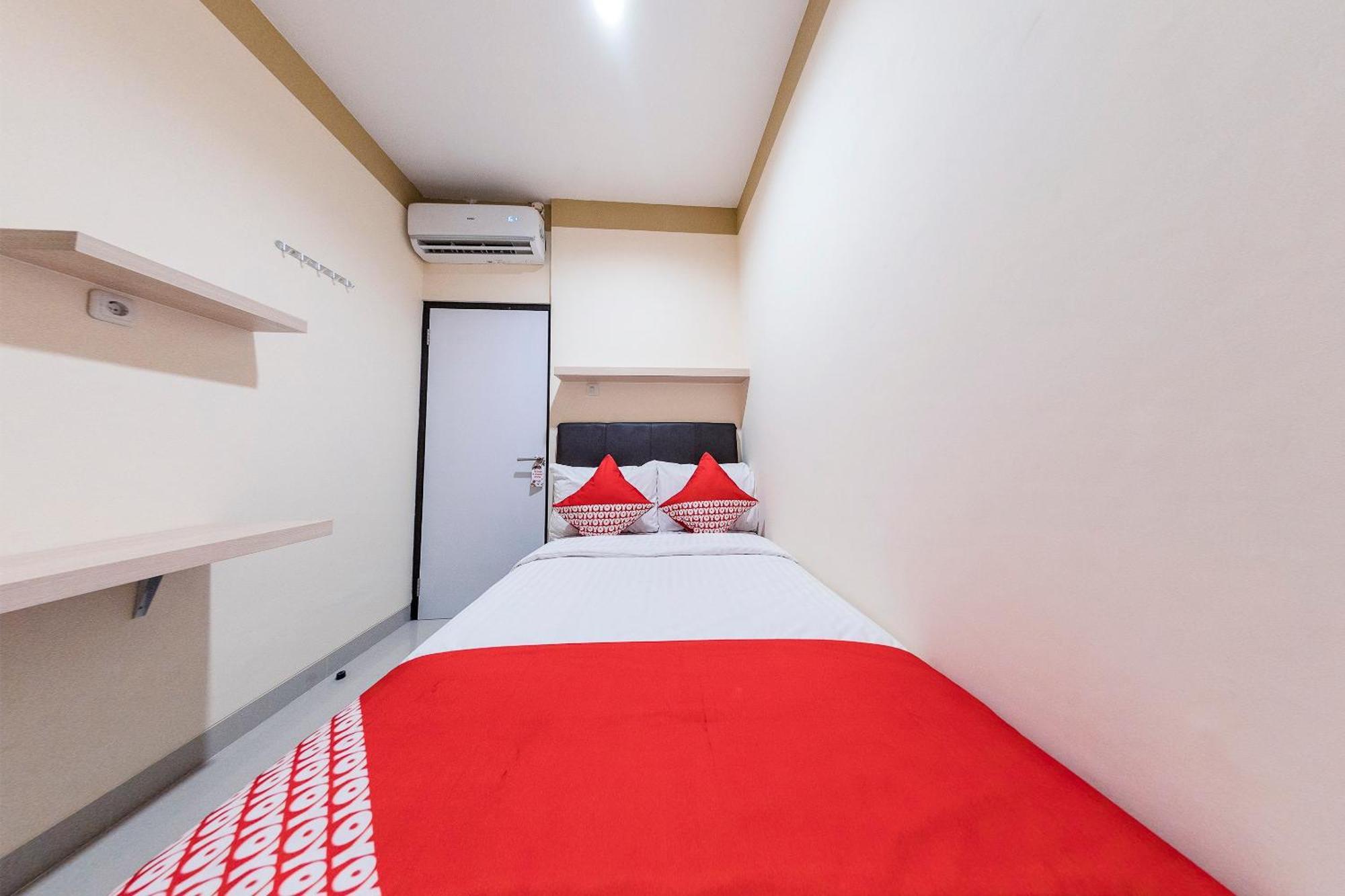Oyo 478 Balcon Biru Hotel Jacarta Exterior foto